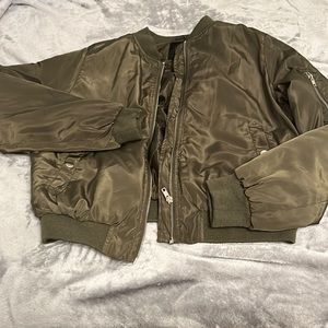 Forever 21 green bomber jacket